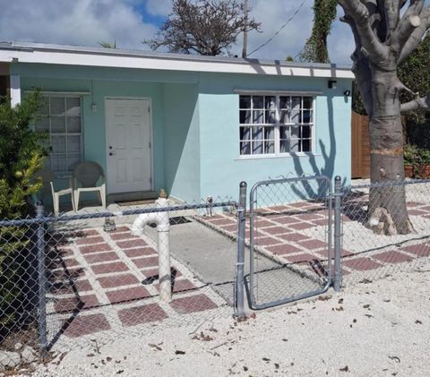 10818 1ST AVENUE GULF MARATHON FL 33050