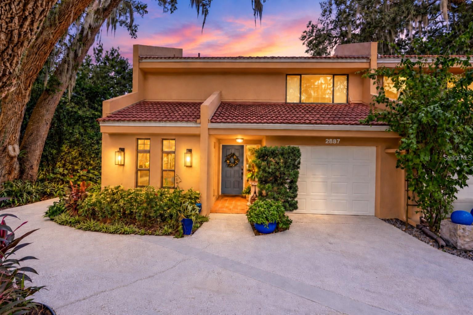 2887 TEMPLE TRAIL