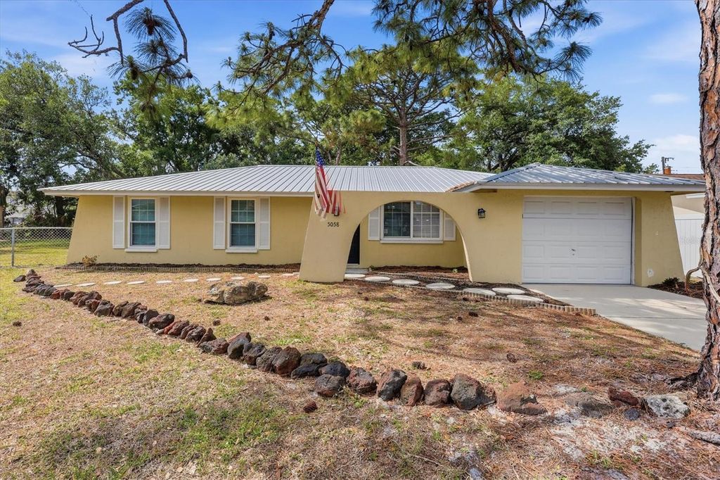 Photo of 5058 Silk Oak Drive, Sarasota, FL 34232 (MLS # A4691394)