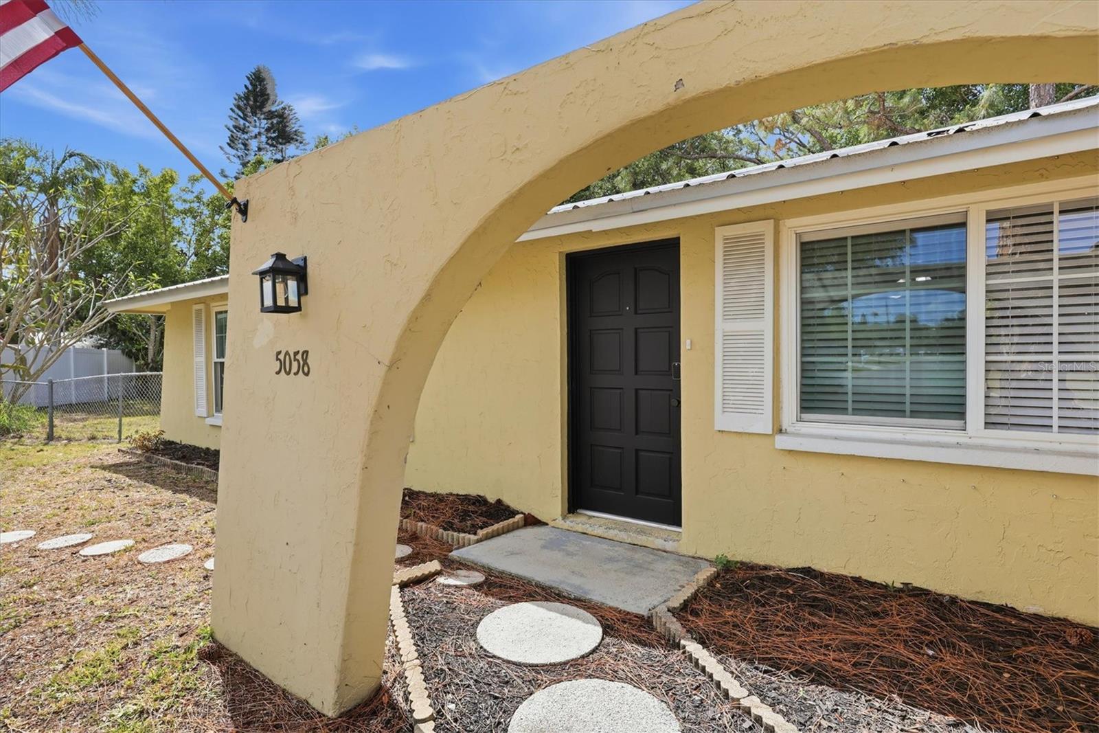5058 SILK OAK DRIVE