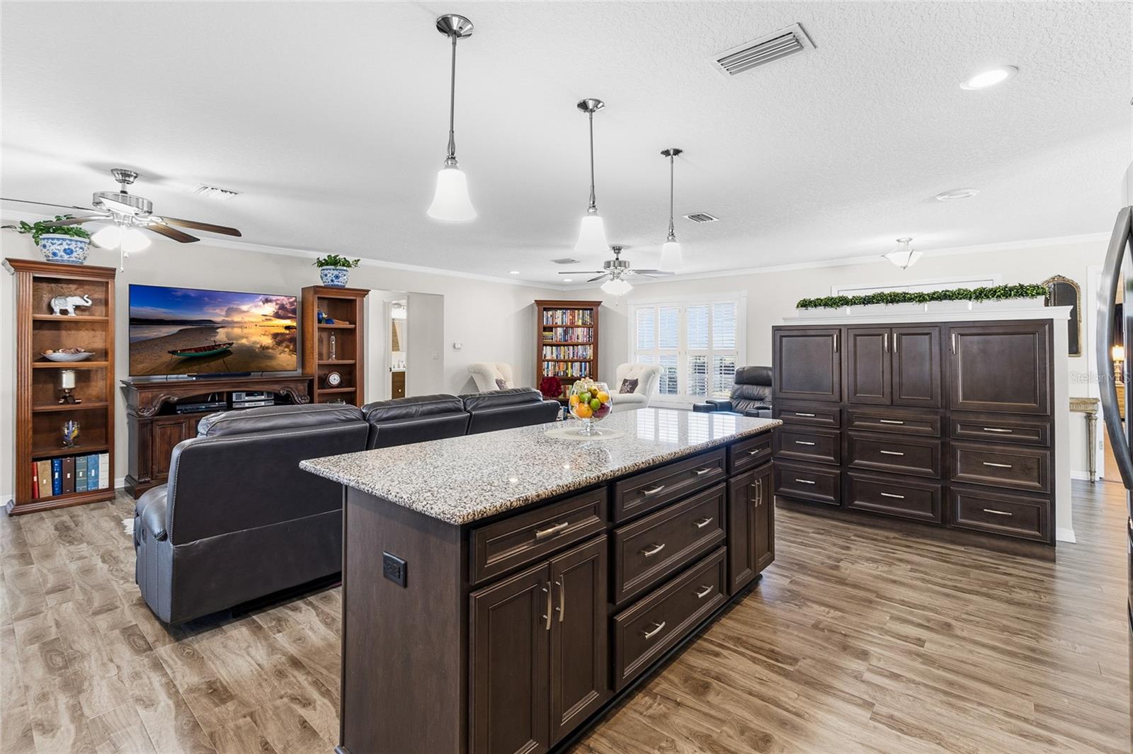 BARDMOOR GOLF VIEW ESTATE 3RD ADD - Residential