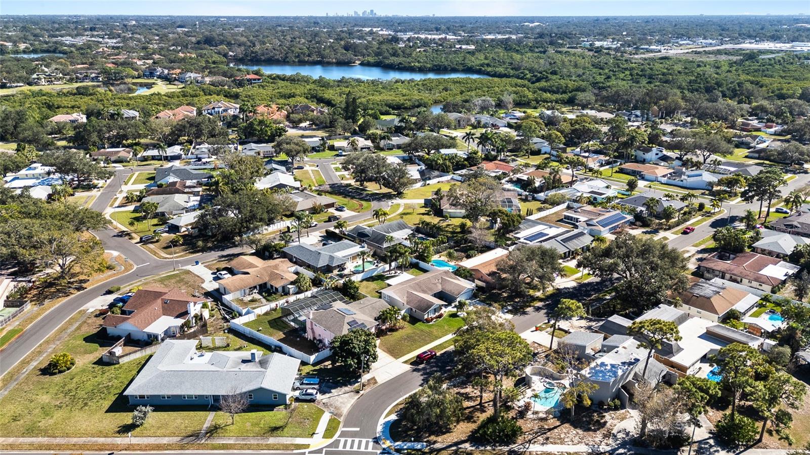 BARDMOOR GOLF VIEW ESTATE 3RD ADD - Residential