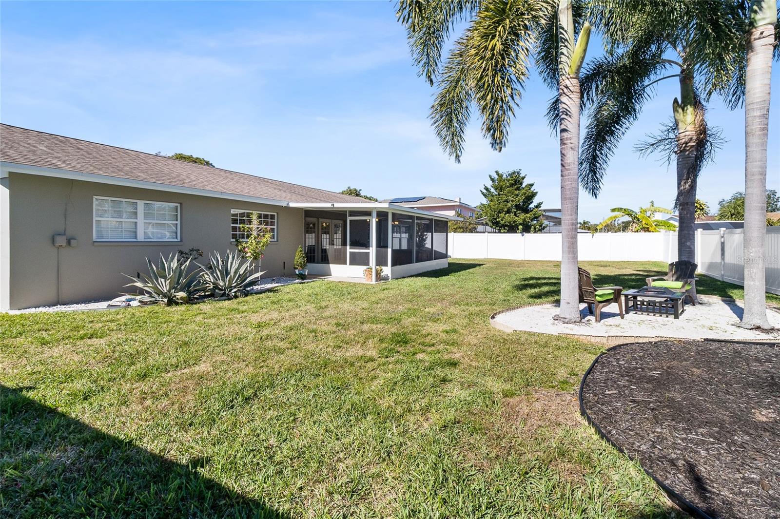 BARDMOOR GOLF VIEW ESTATE 3RD ADD - Residential