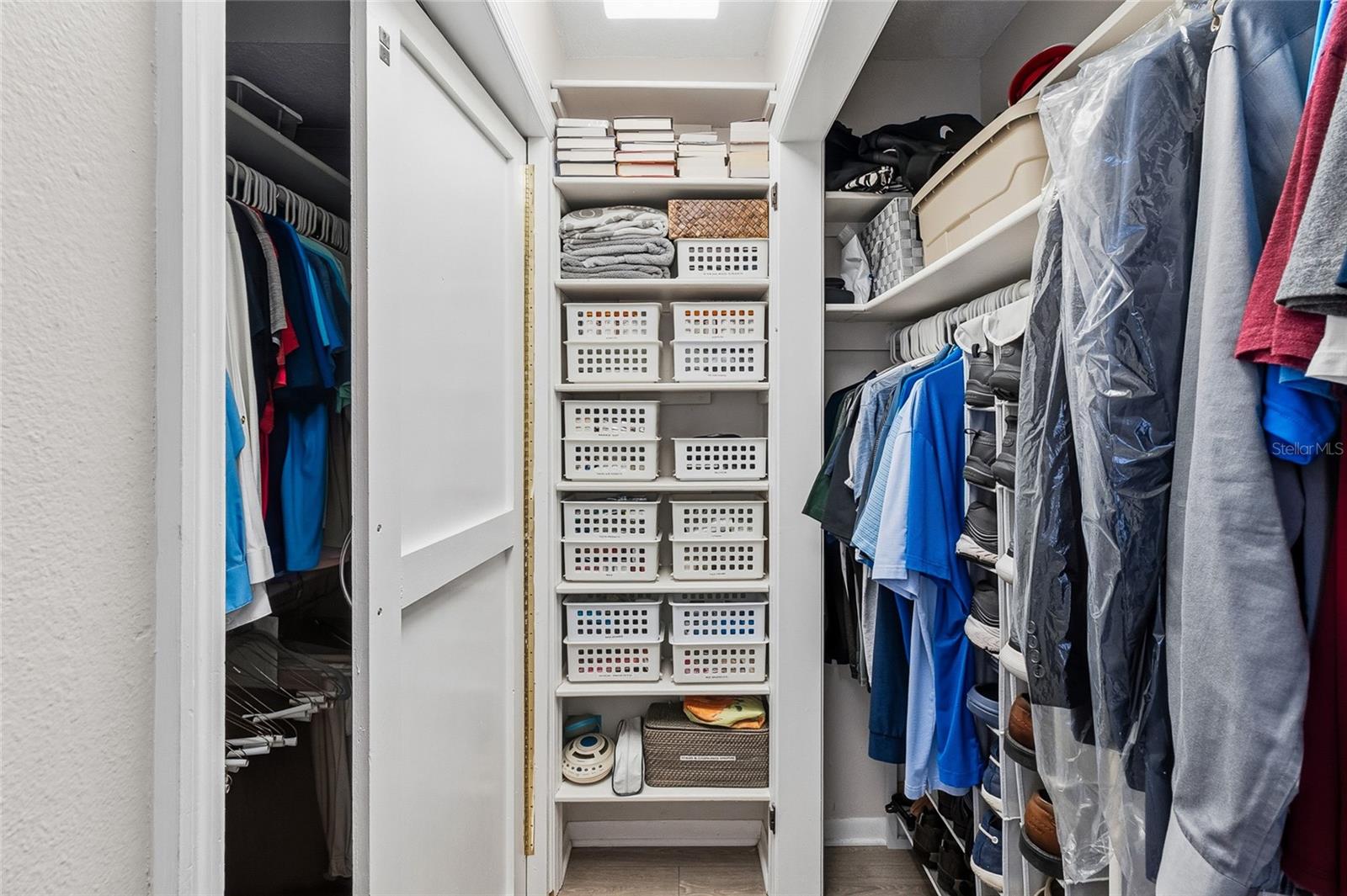 BARDMOOR GOLF VIEW ESTATE 3RD ADD - Residential