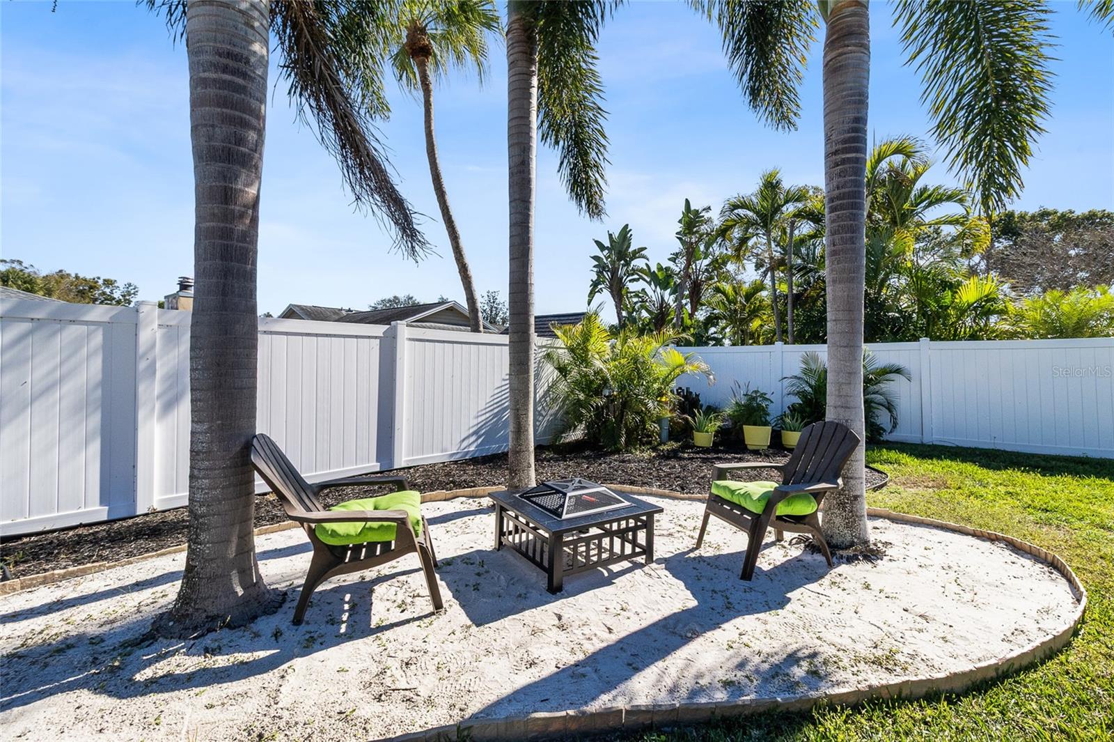 BARDMOOR GOLF VIEW ESTATE 3RD ADD - Residential