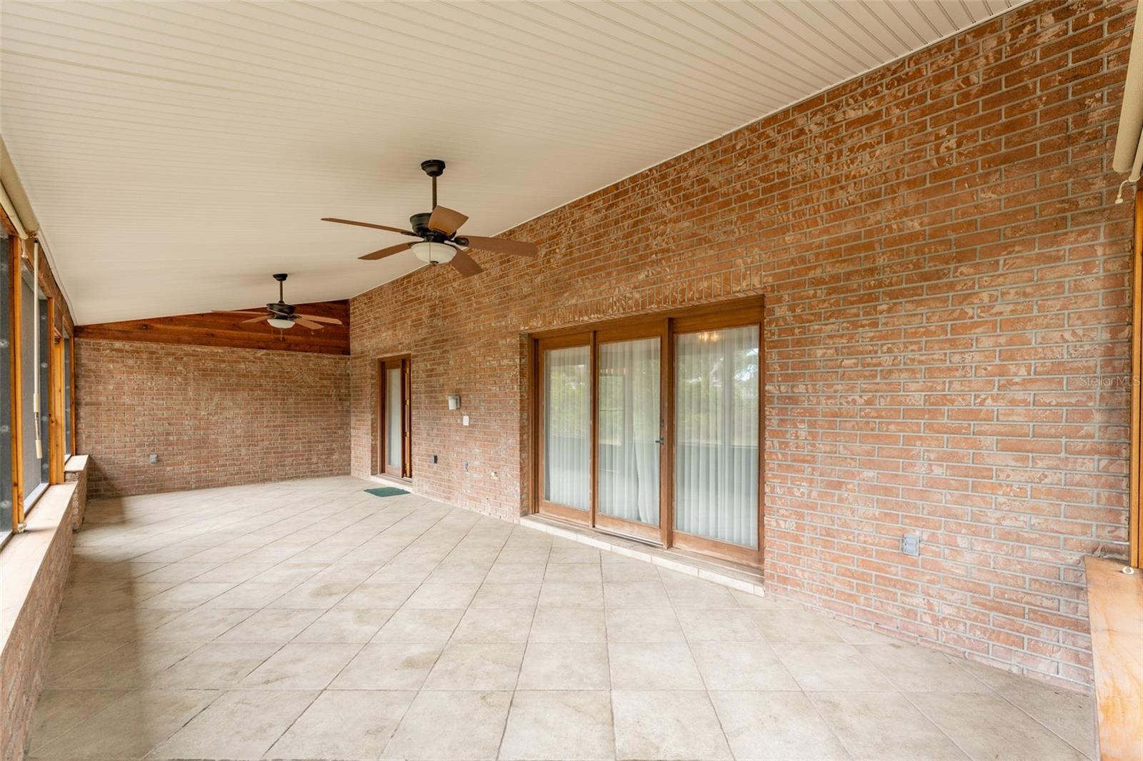 WELLINGTON - Residential