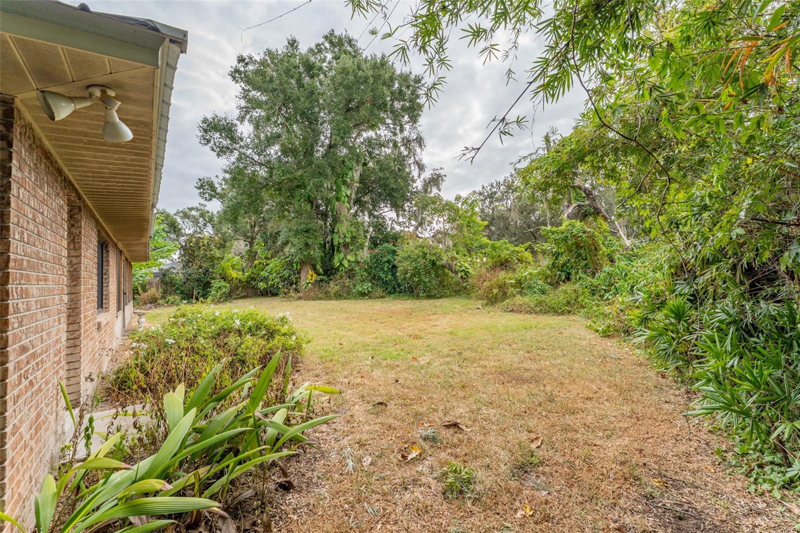 WELLINGTON - Residential