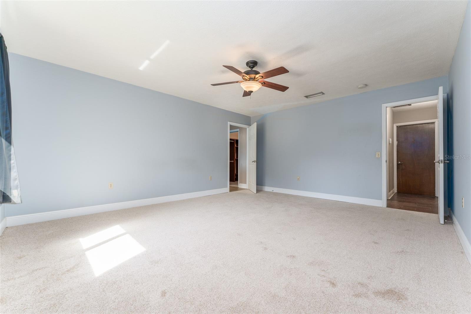 WELLINGTON - Residential