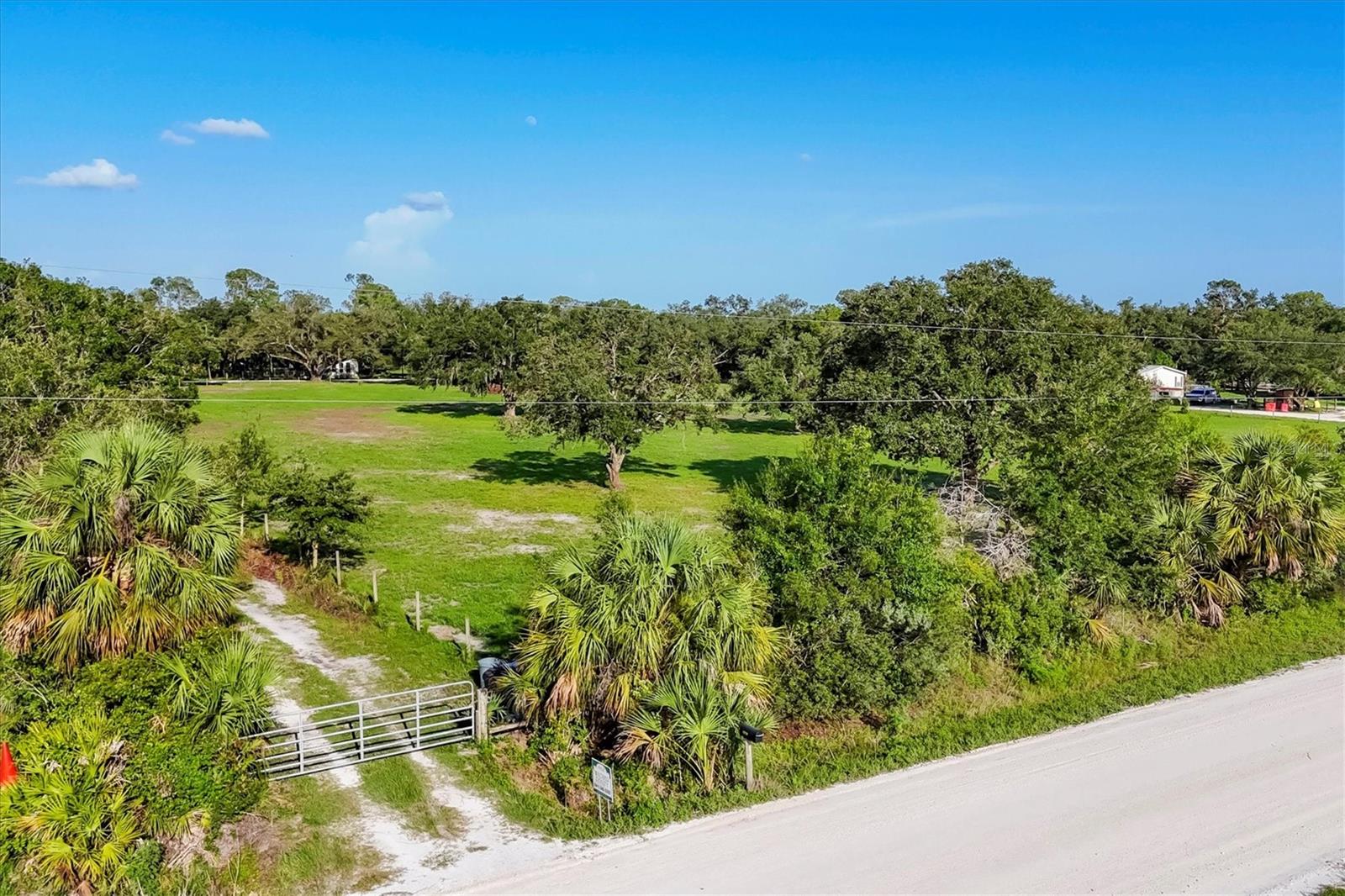 ACREAGE - Residential