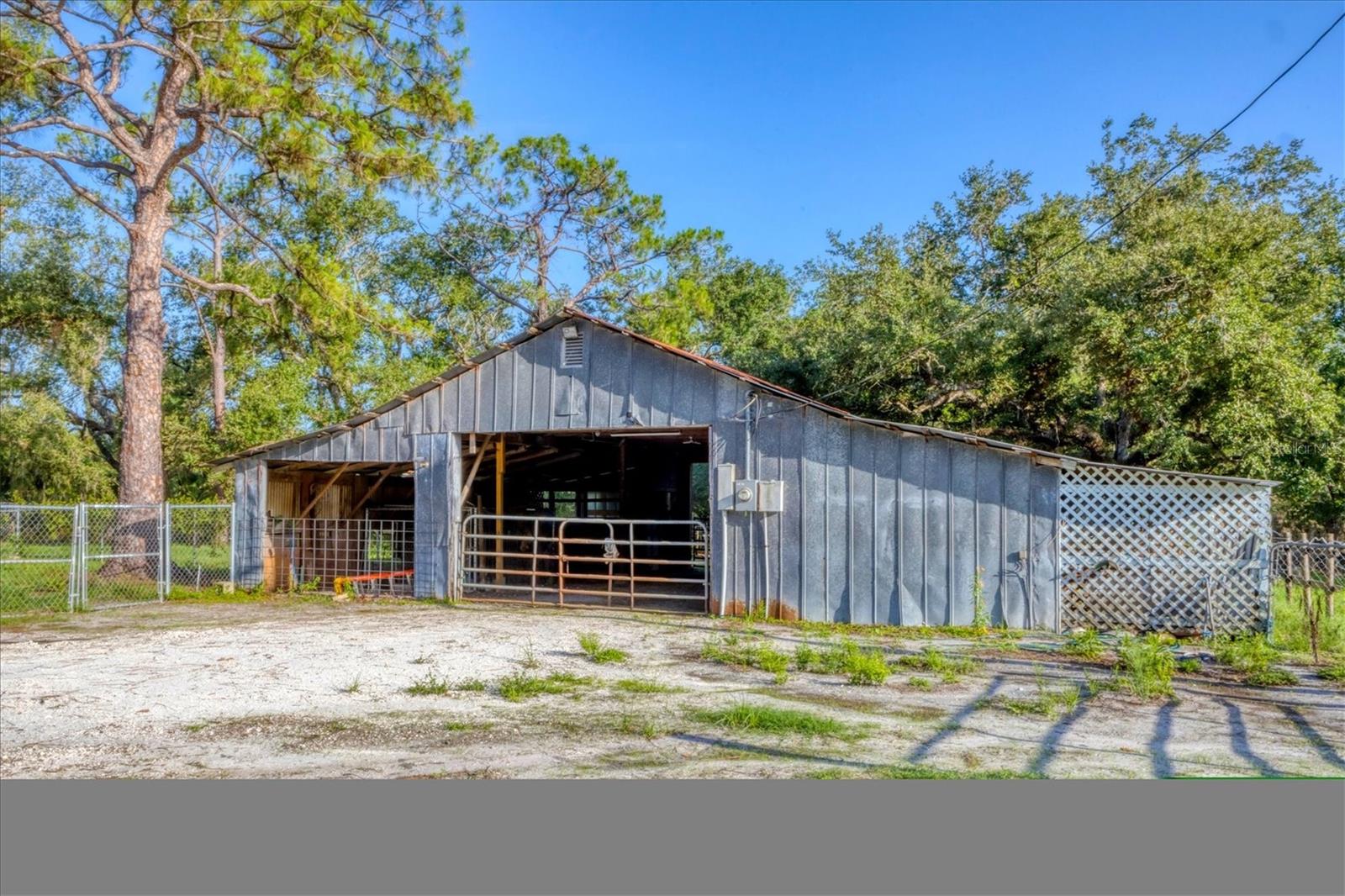 ACREAGE - Residential