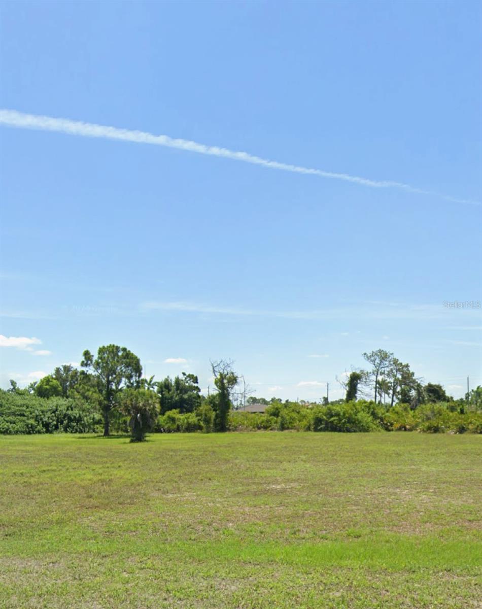 Prime 52,000 Sq Ft RMF-15 Multi-Family Zoned Land for Sale in Rotonda West.
This spacious 52,000 sq ft parcel of land is zoned RMF-15, allowing for multi-family development with a density of up to 18 units. Located in the desirable Rotonda West area, this property is equipped with public water and sewer access, simplifying the development process. The large lot is perfect for constructing a residential complex, townhomes, or apartments. Priced to sell, this is a rare opportunity for developers or investors to take advantage of a prime location and maximize potential in a sought-after community.