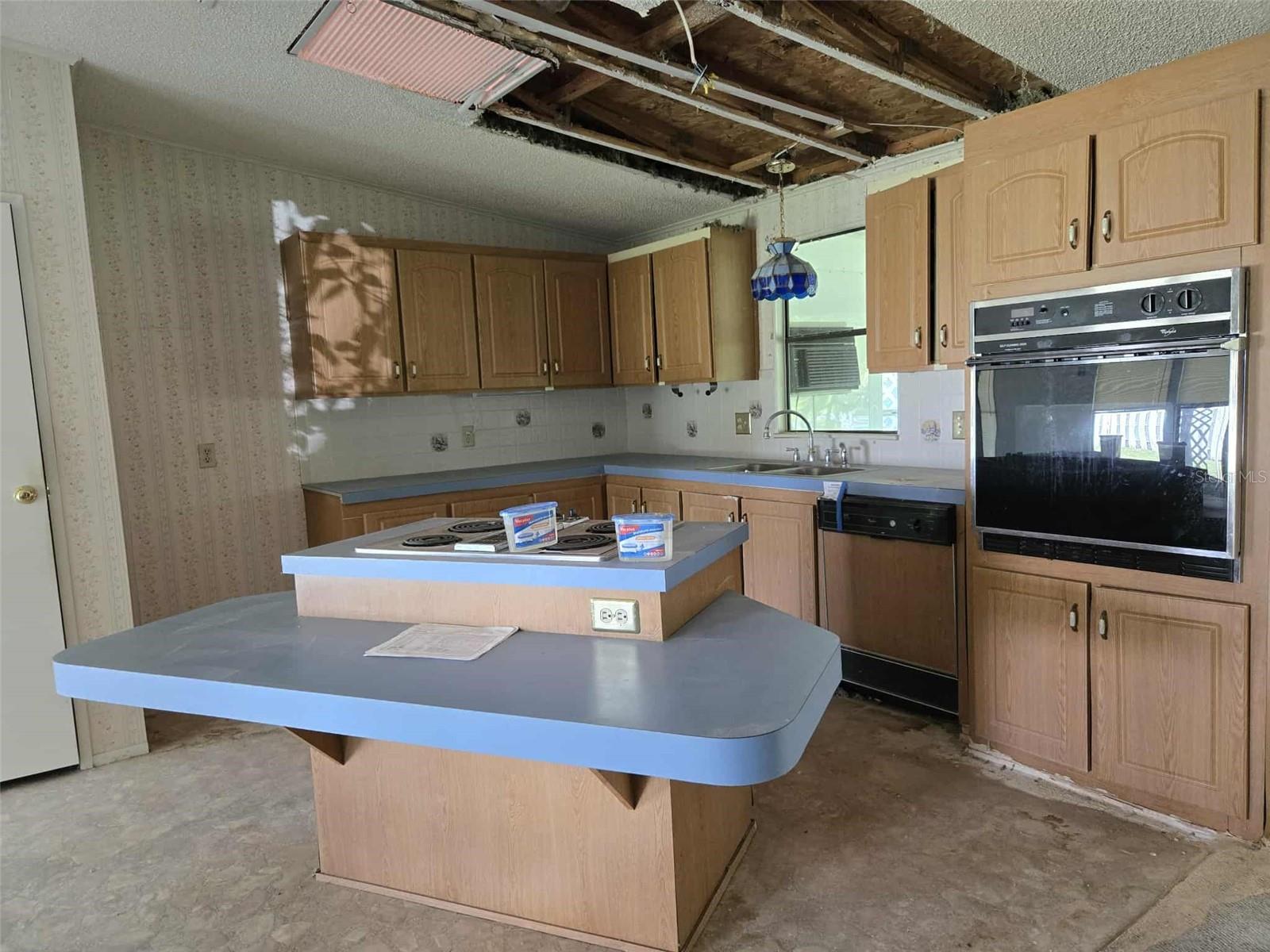 LAS BRISAS - Residential