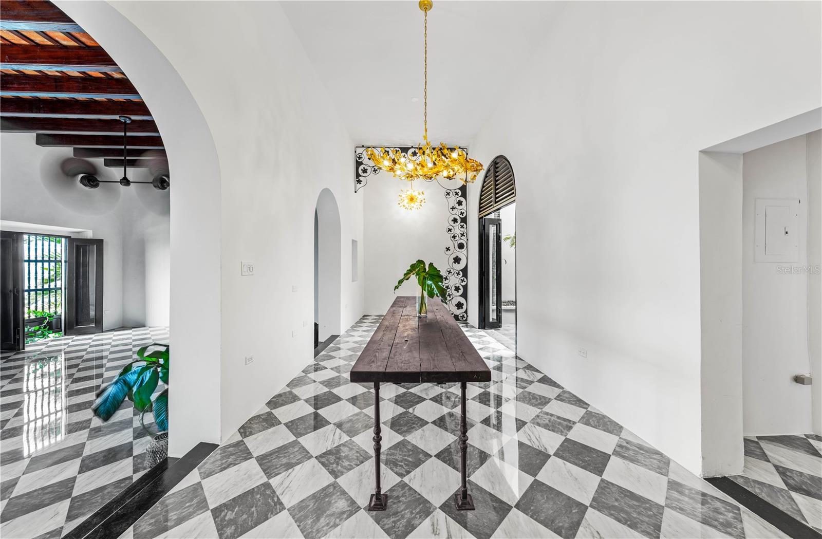 254 NORZAGARAY STREET