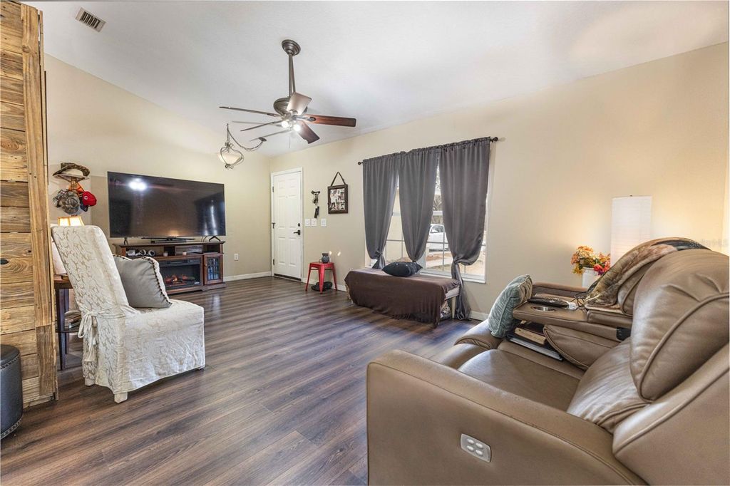 Photo of 973 Cr 541, Summerville, FL 33585 (MLS # G5108513)