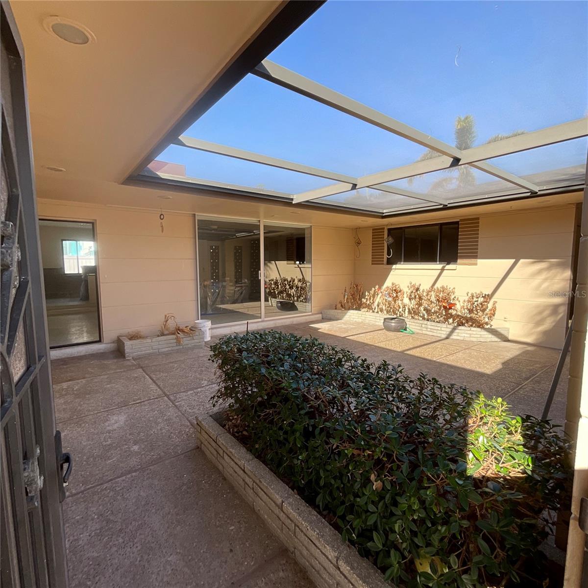 2015 DOLPHIN BOULEVARD S