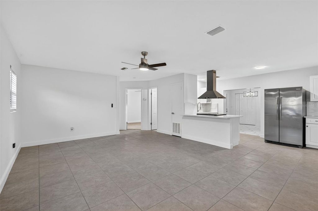 Photo of 7710 Brookside Lane, Tampa, FL 33615 (MLS # O6353131)