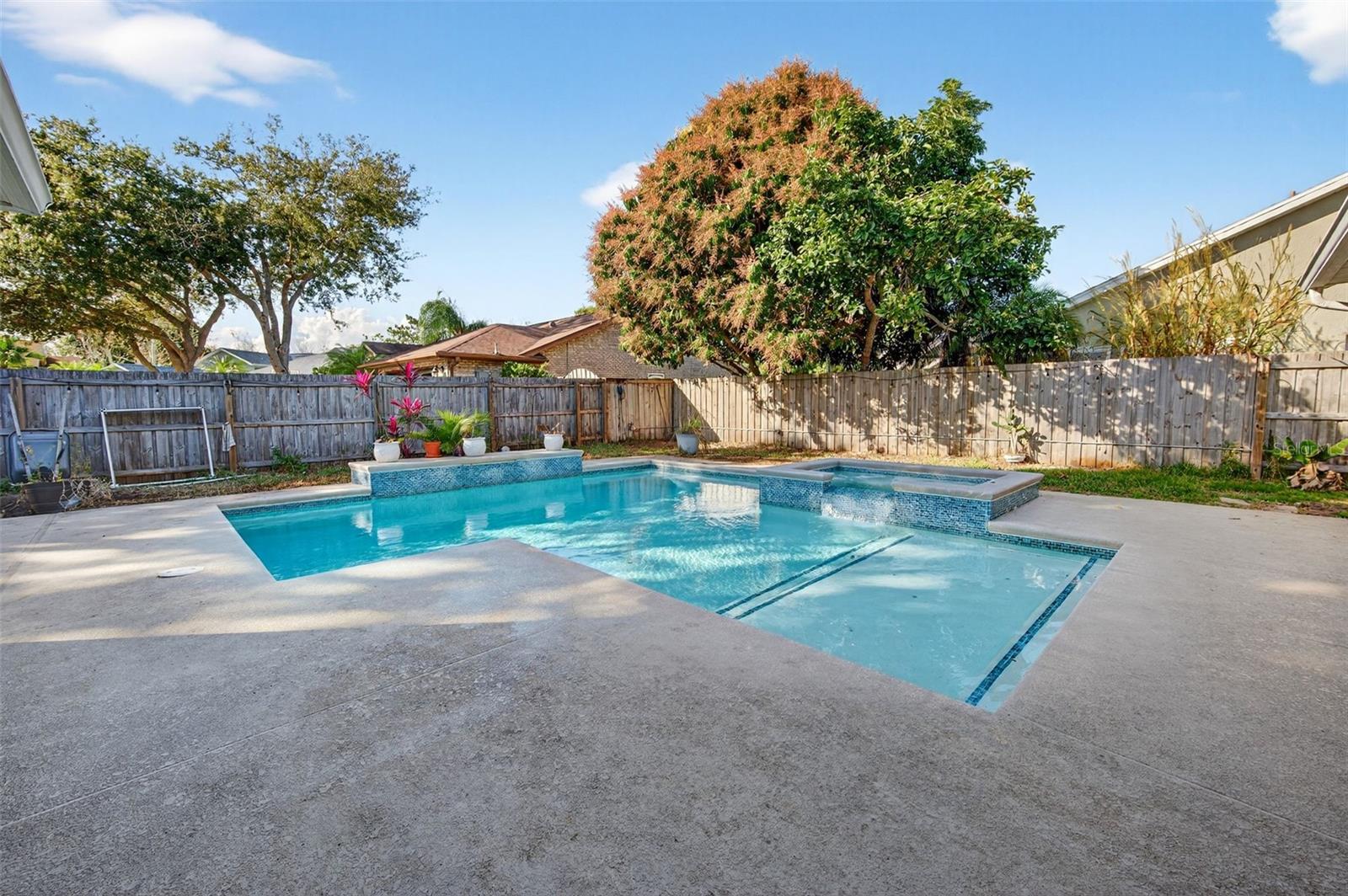 PINEDA CROSSING PH 01 - Residential