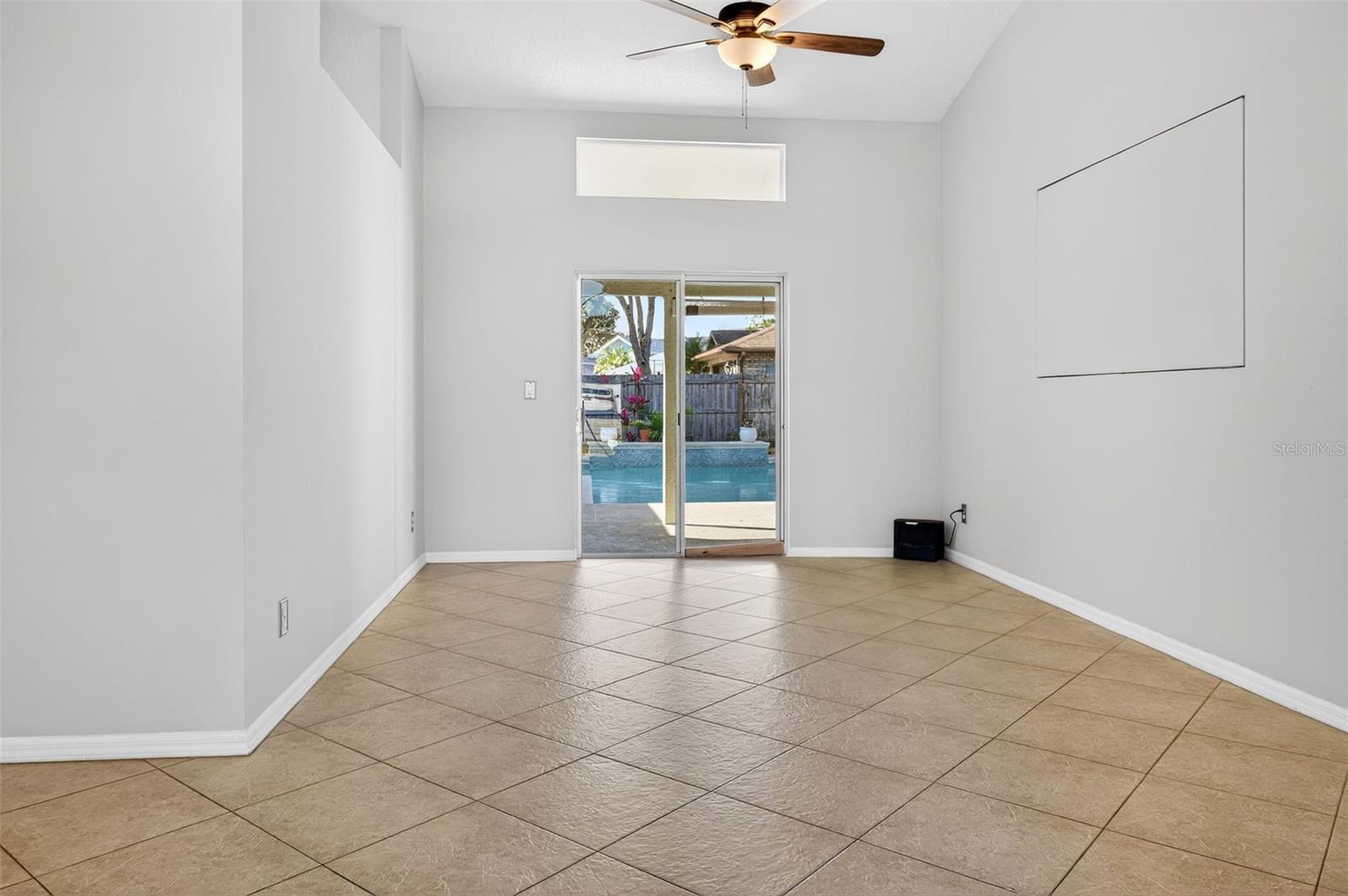 PINEDA CROSSING PH 01 - Residential