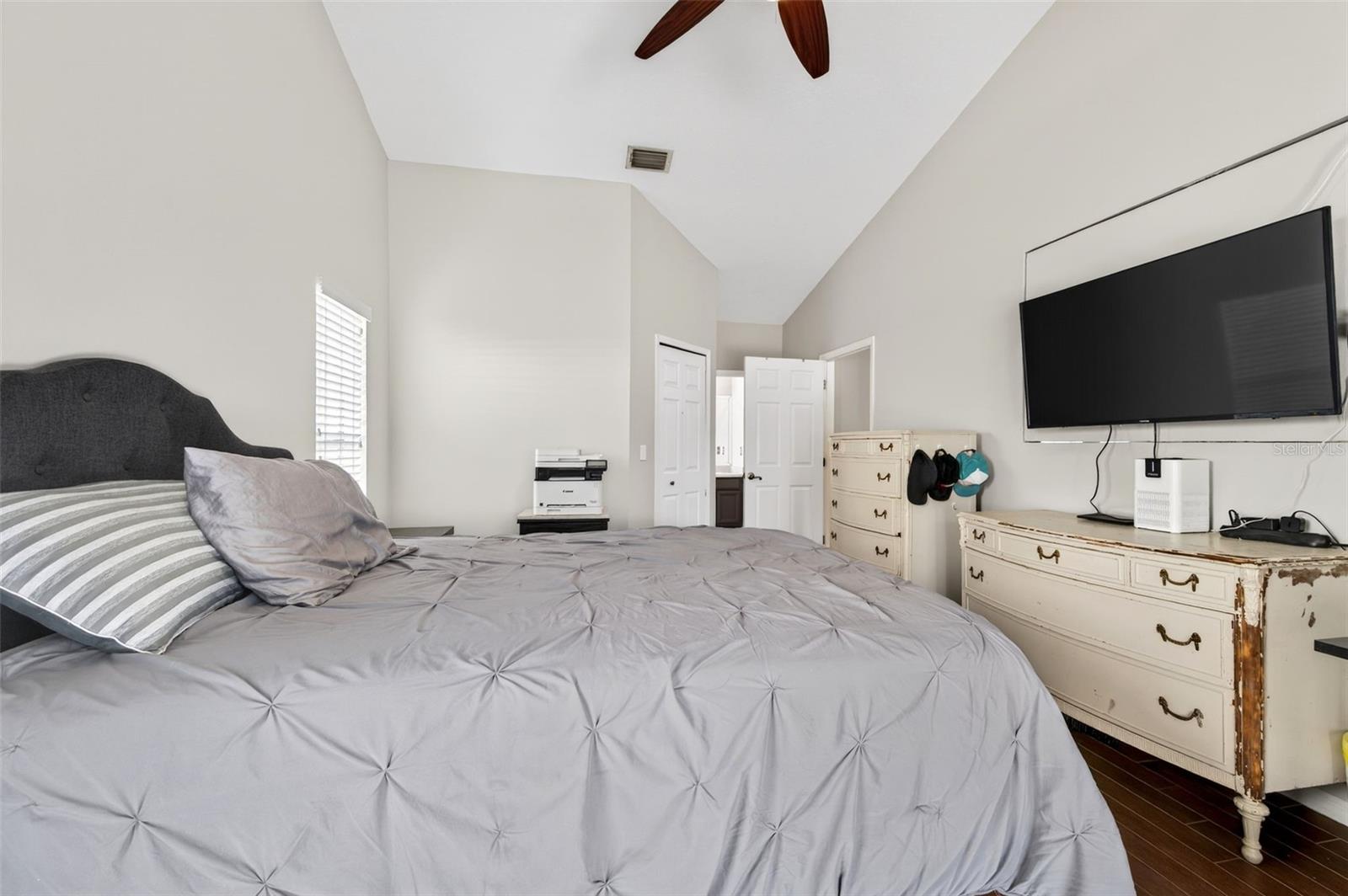 PINEDA CROSSING PH 01 - Residential