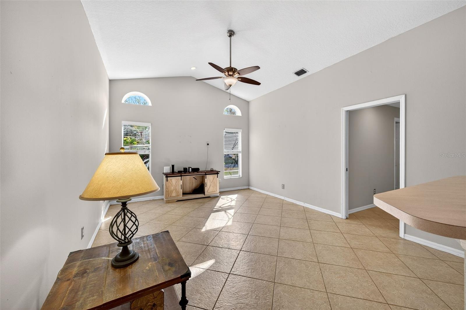 PINEDA CROSSING PH 01 - Residential