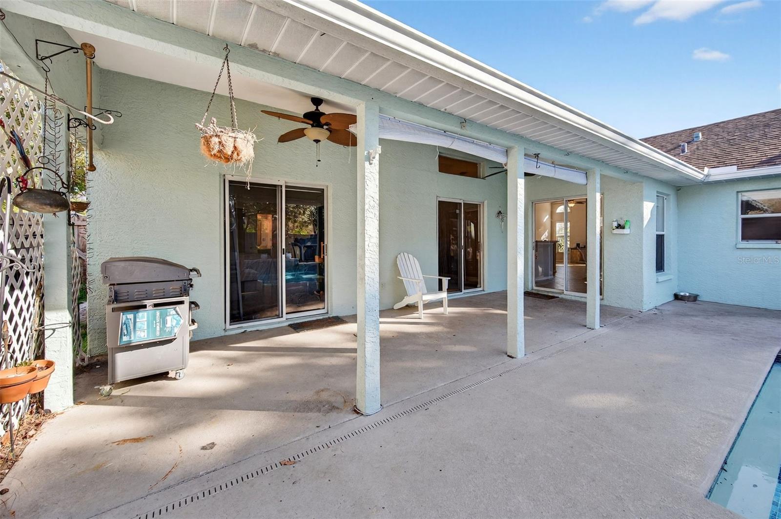 PINEDA CROSSING PH 01 - Residential