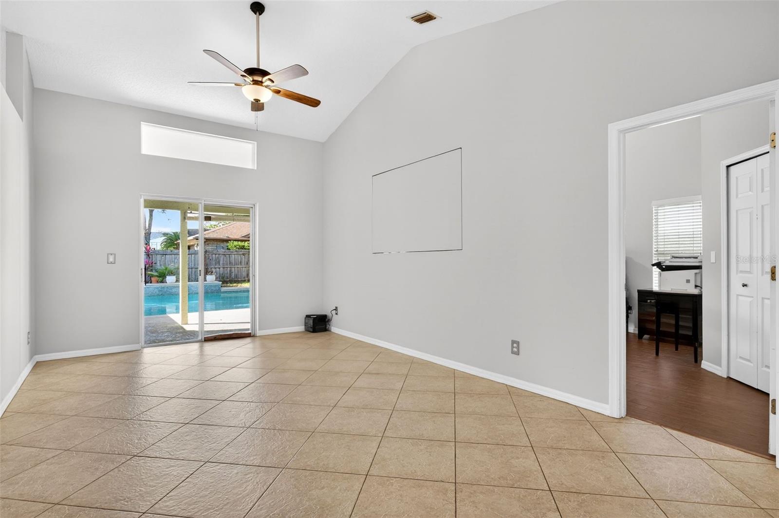 PINEDA CROSSING PH 01 - Residential