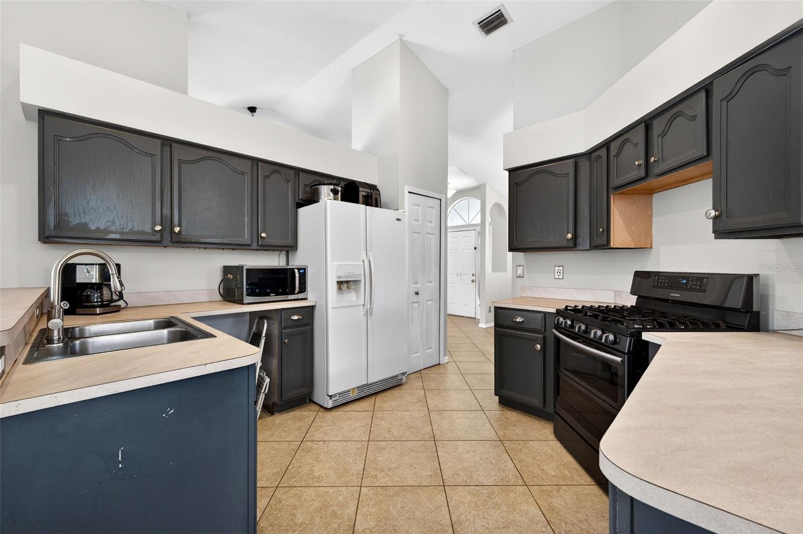 PINEDA CROSSING PH 01 - Residential