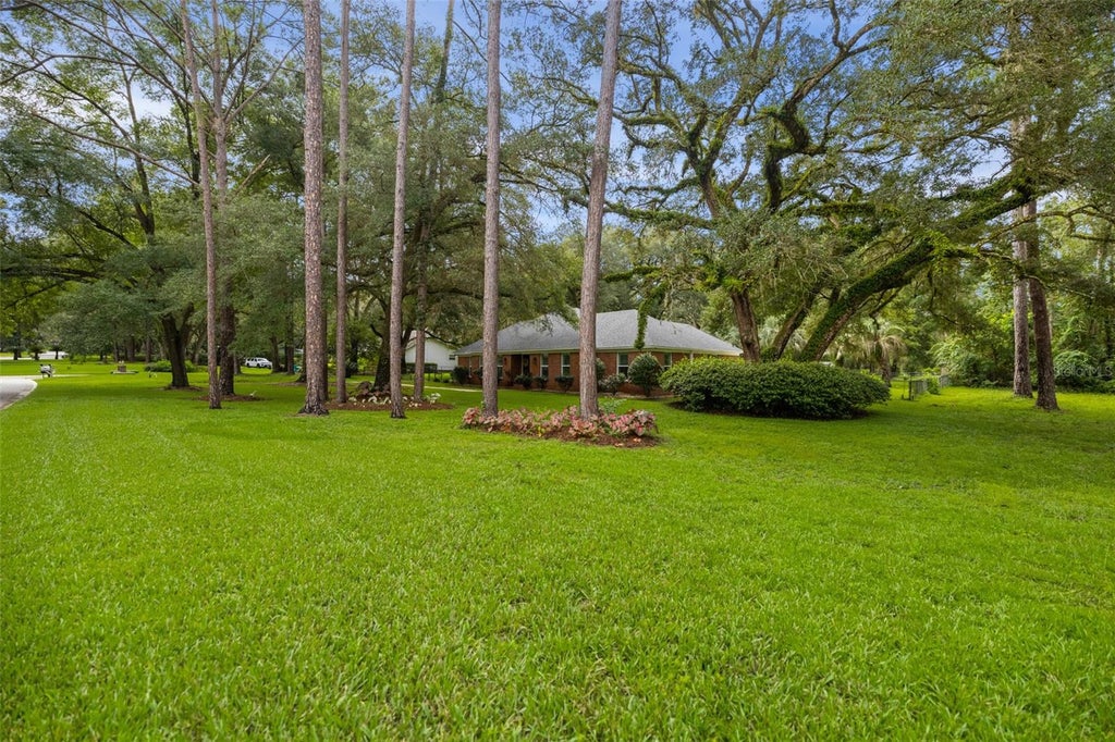 Photo of 11207 NW 14th Avenue, Gainesville, FL 32606 (MLS # GC543226)
