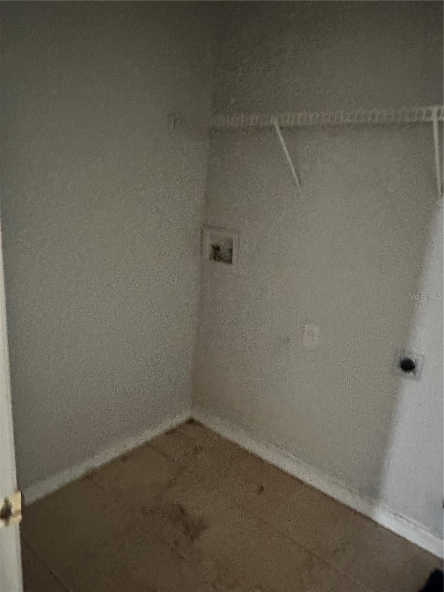 CYPRESS SHADOWS UNIT 1 - Residential