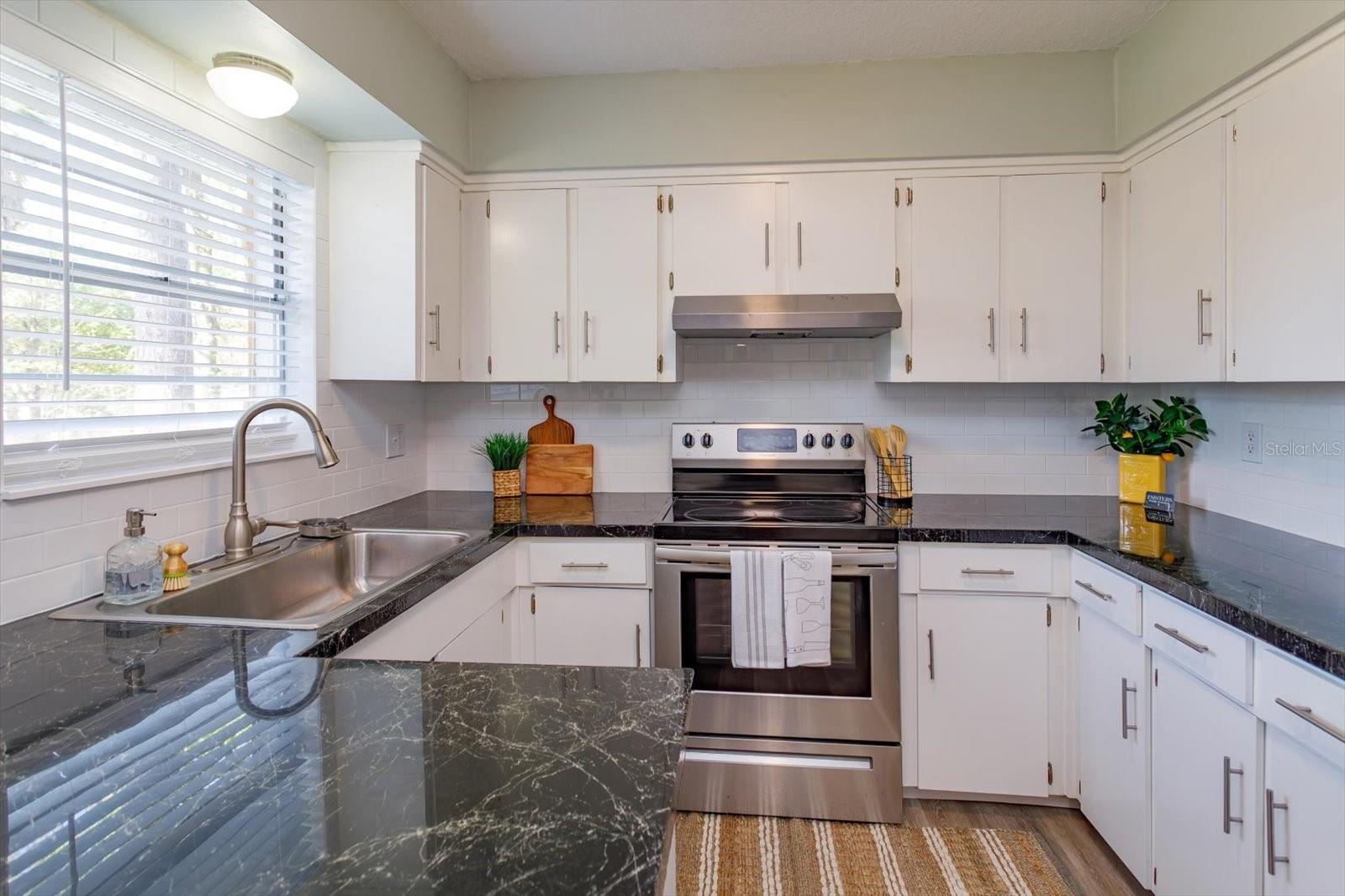 NORTH BRKSVILLE HEIGHTS - Residential