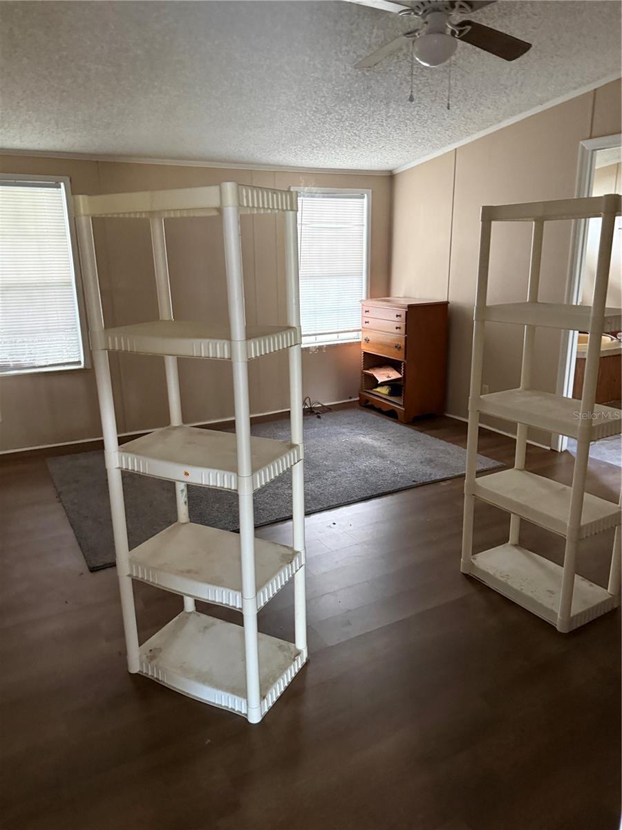 BREEZEWOOD ESTATE - Residential