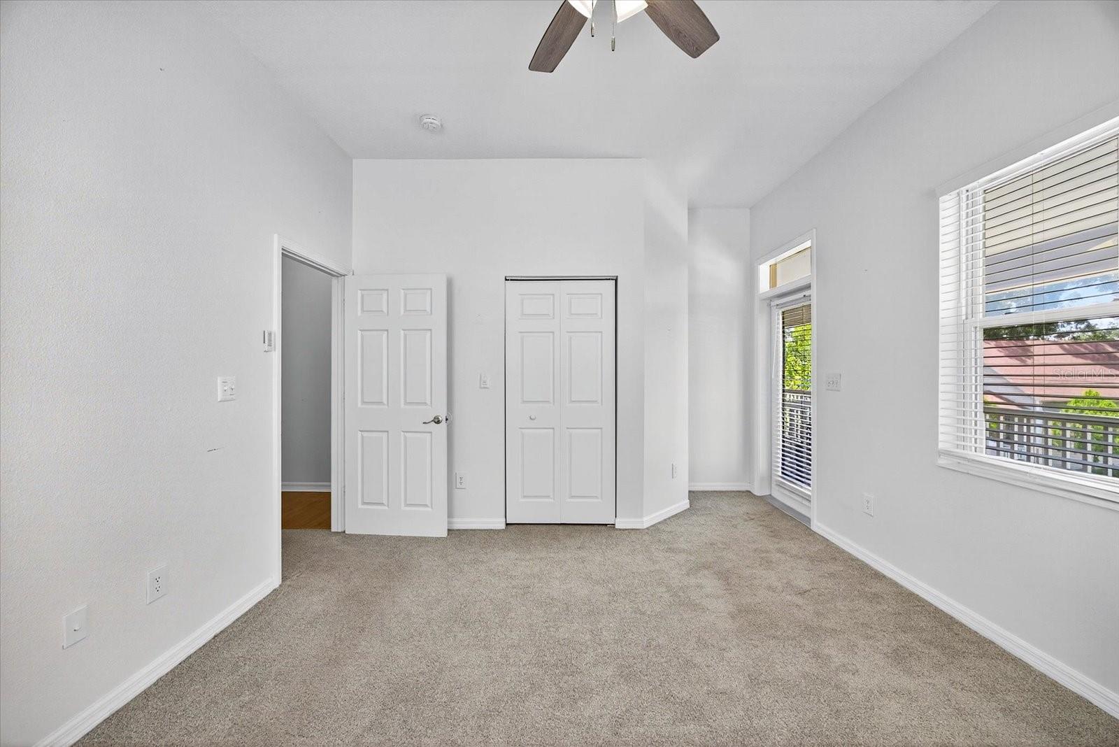 GIUSTOS TWNHMS - Residential Income