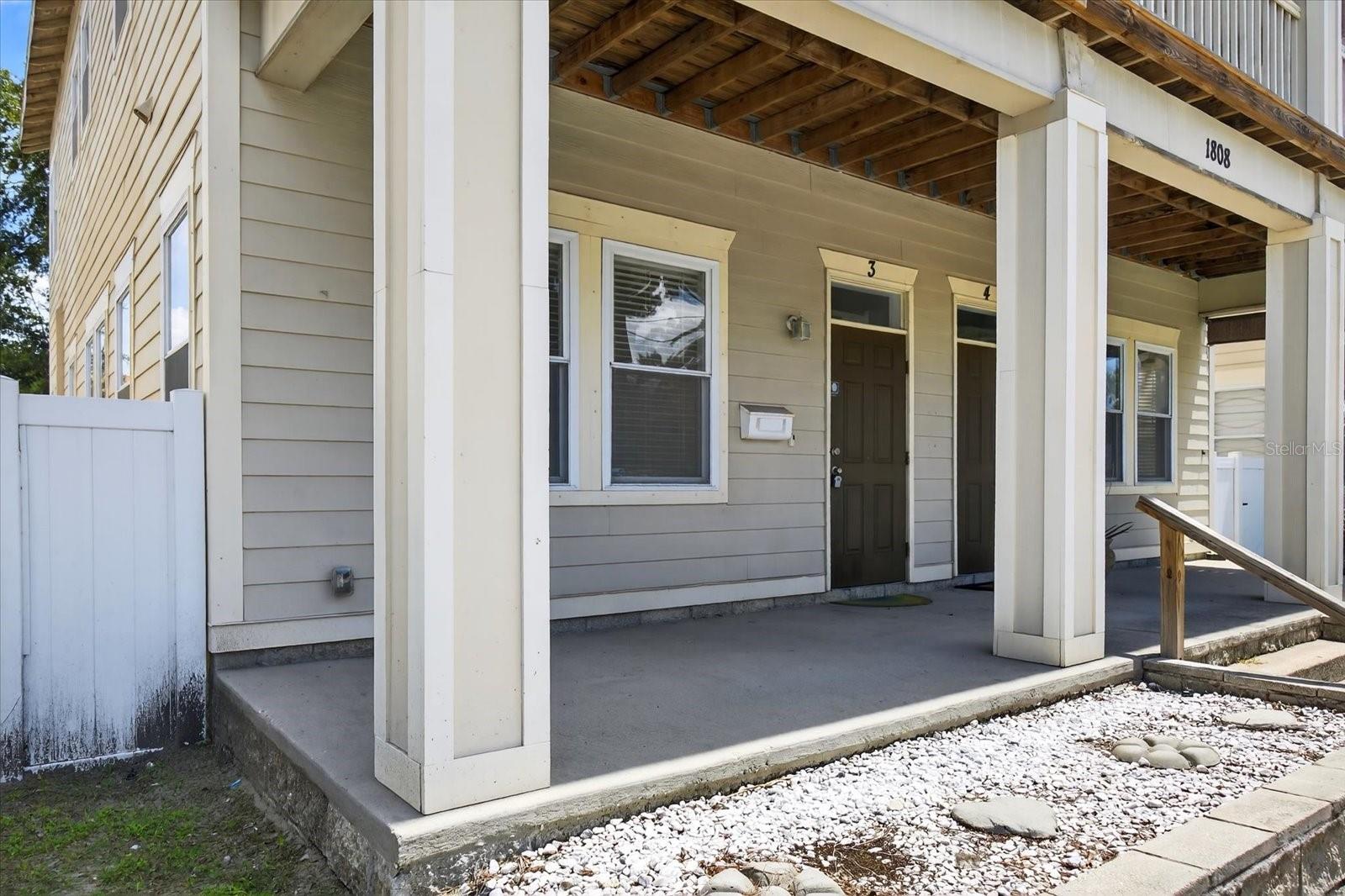 Casas a venda 3 - Jen Dantas 1808 E COLUMBUS DRIVE 3