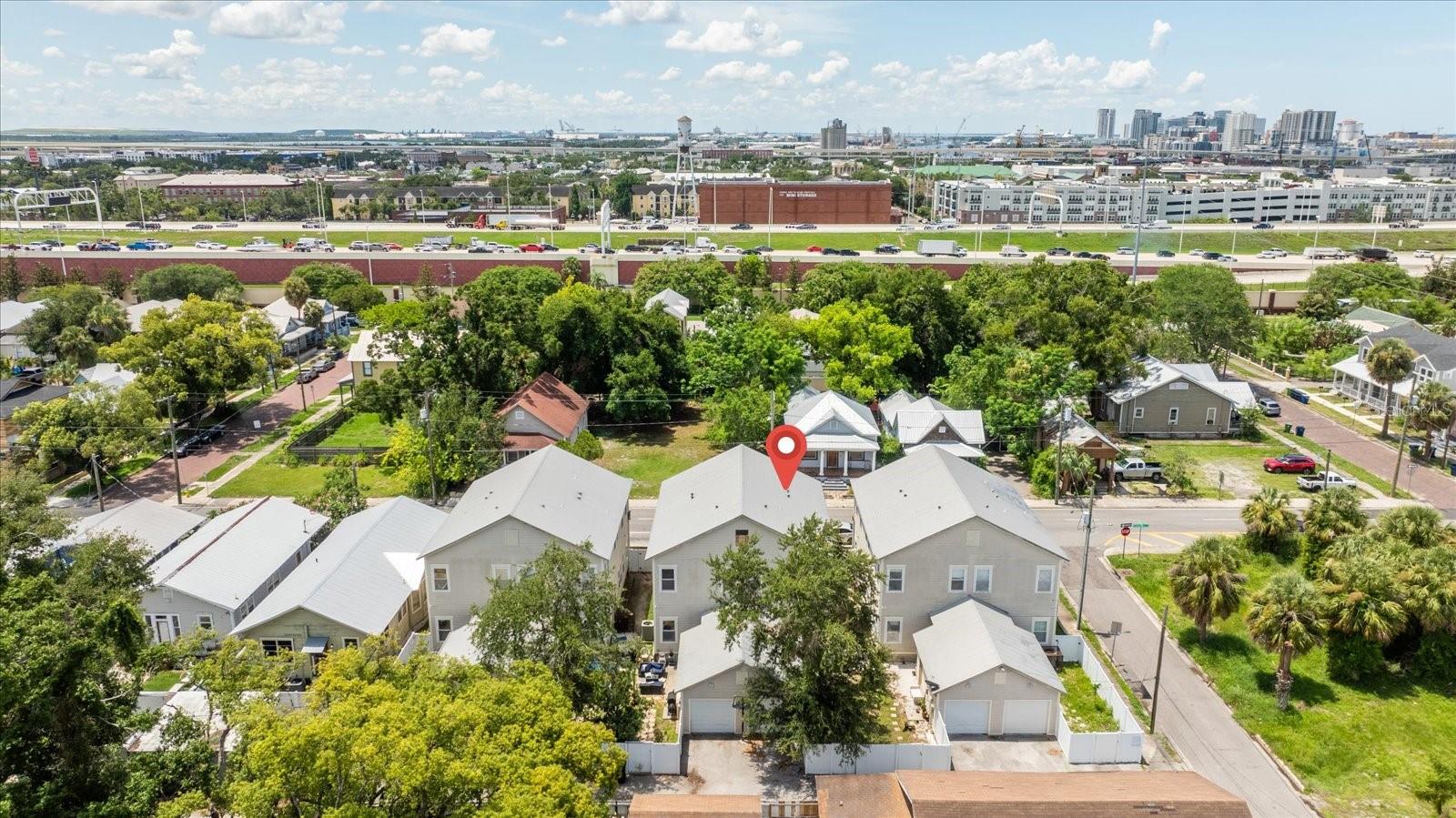 GIUSTOS TWNHMS - Residential Income