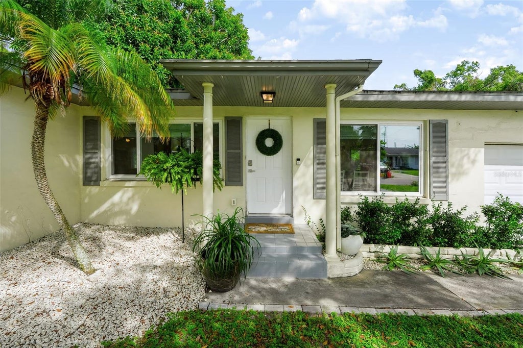 Photo of 615 Brookside Drive, Clearwater, FL 33764 (MLS # TB8553672)