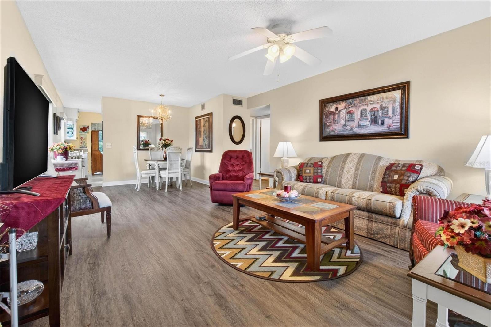2461 RHODESIAN DRIVE 51