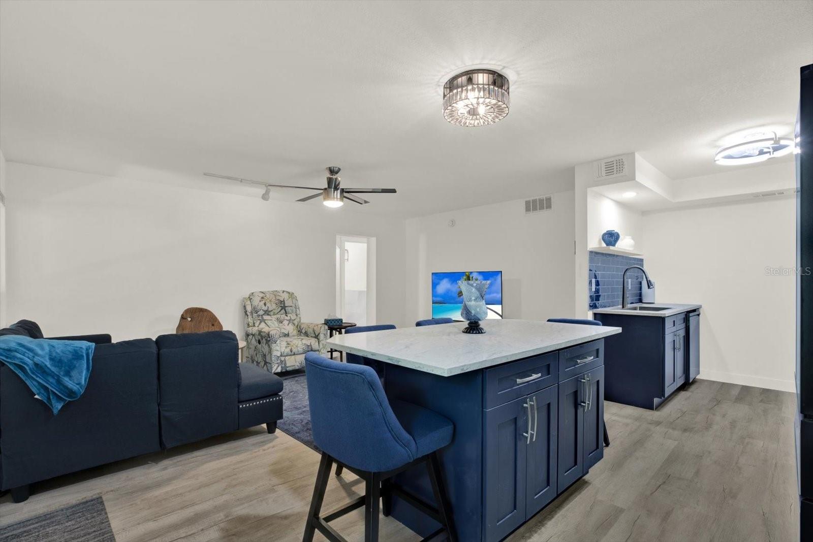 BOCA SHORES CONDO - Residential Lease