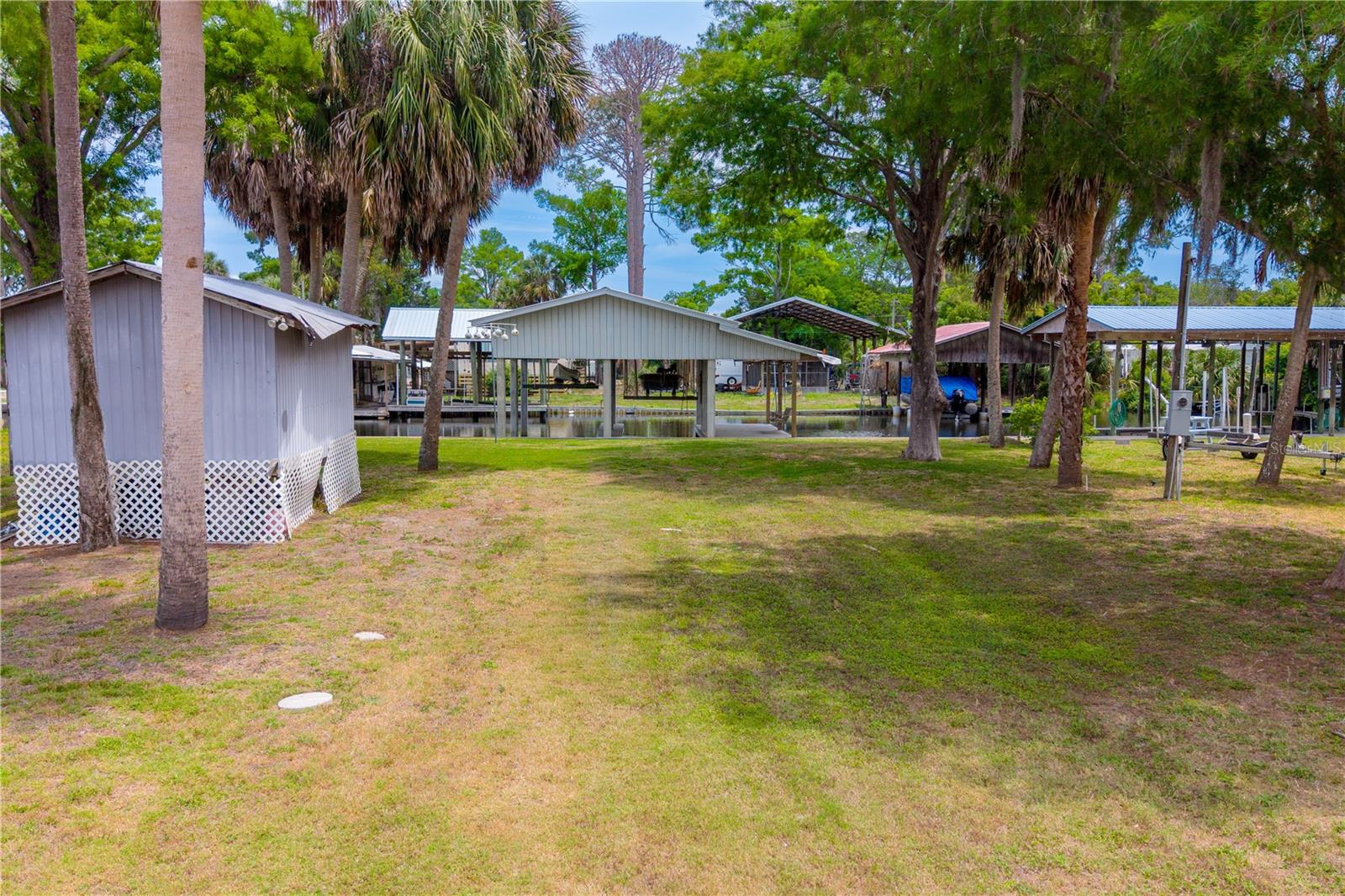SUWANNEE SHORES ADD - Land