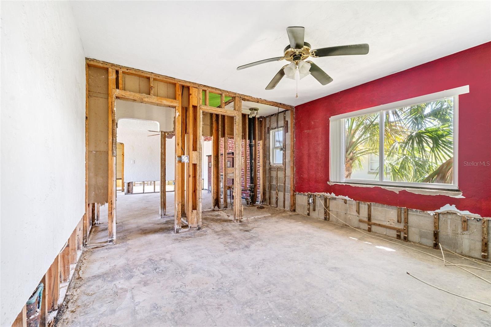 ST PETERSBURG BEACH NORTH UNIT 4 - Residential