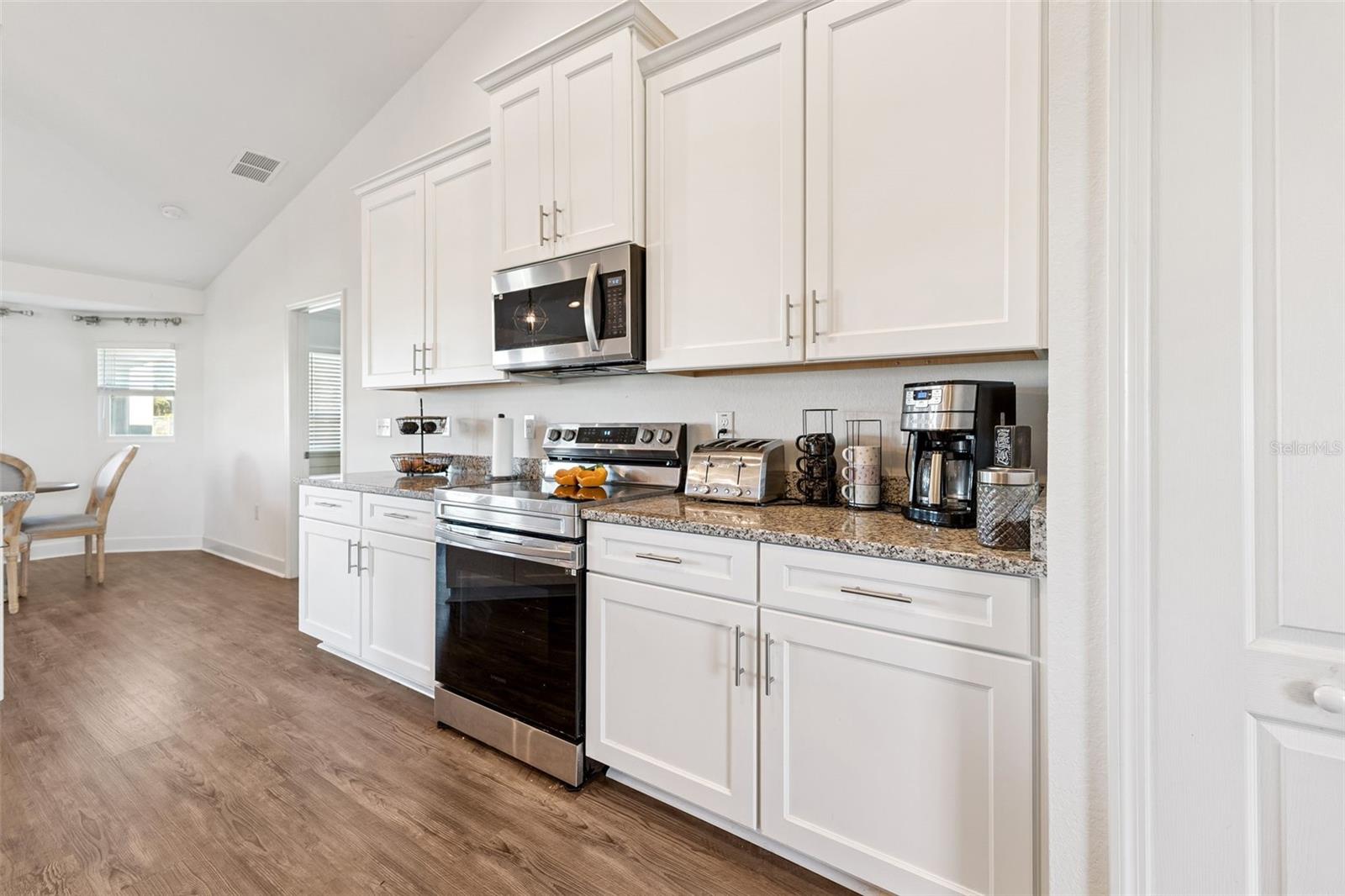 SANCTUARY BY THE LAKE PH 2 - Residential