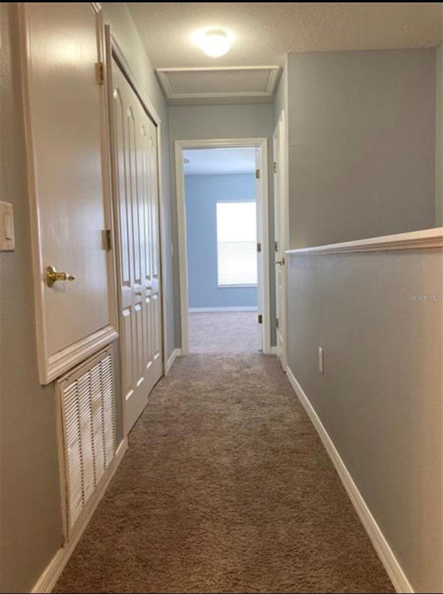 KINGS LAKE TWNHMS - Residential Lease