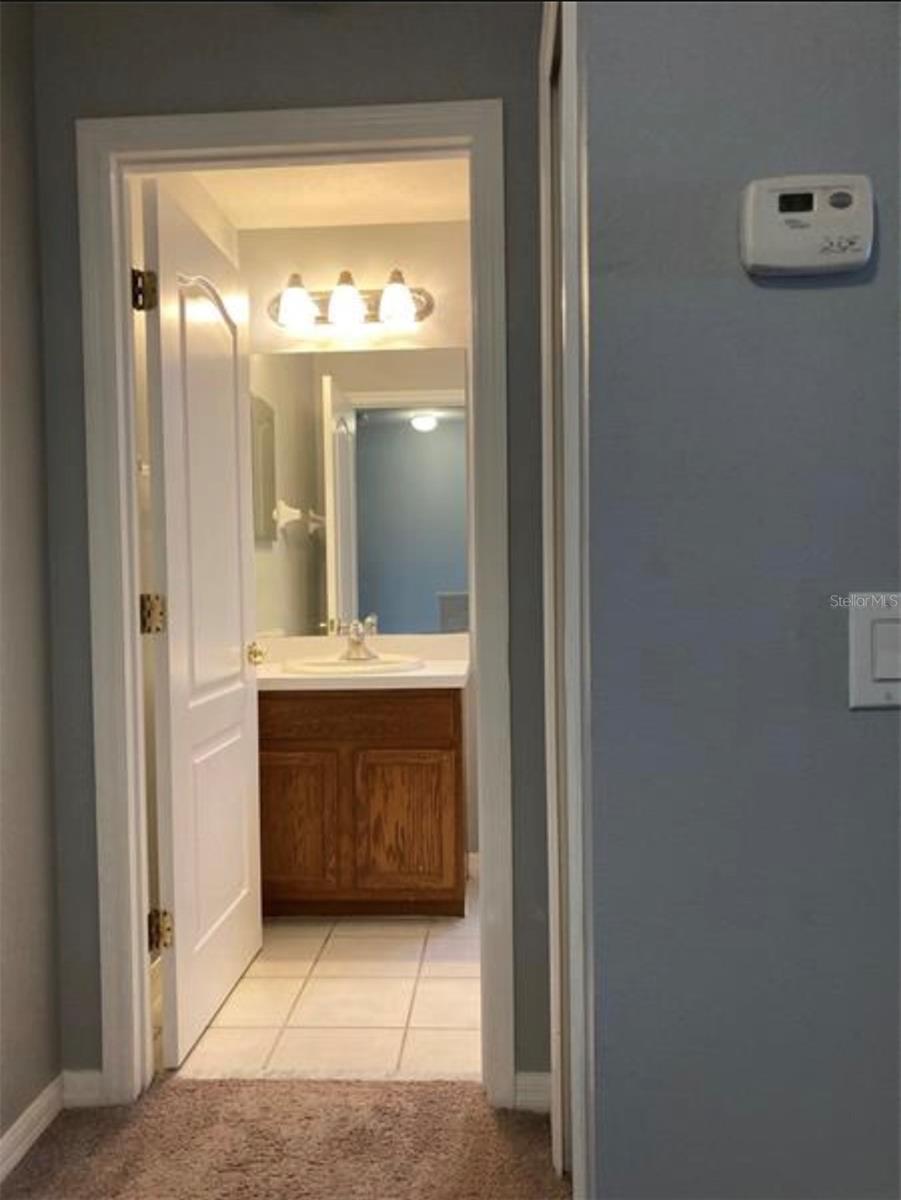 KINGS LAKE TWNHMS - Residential Lease