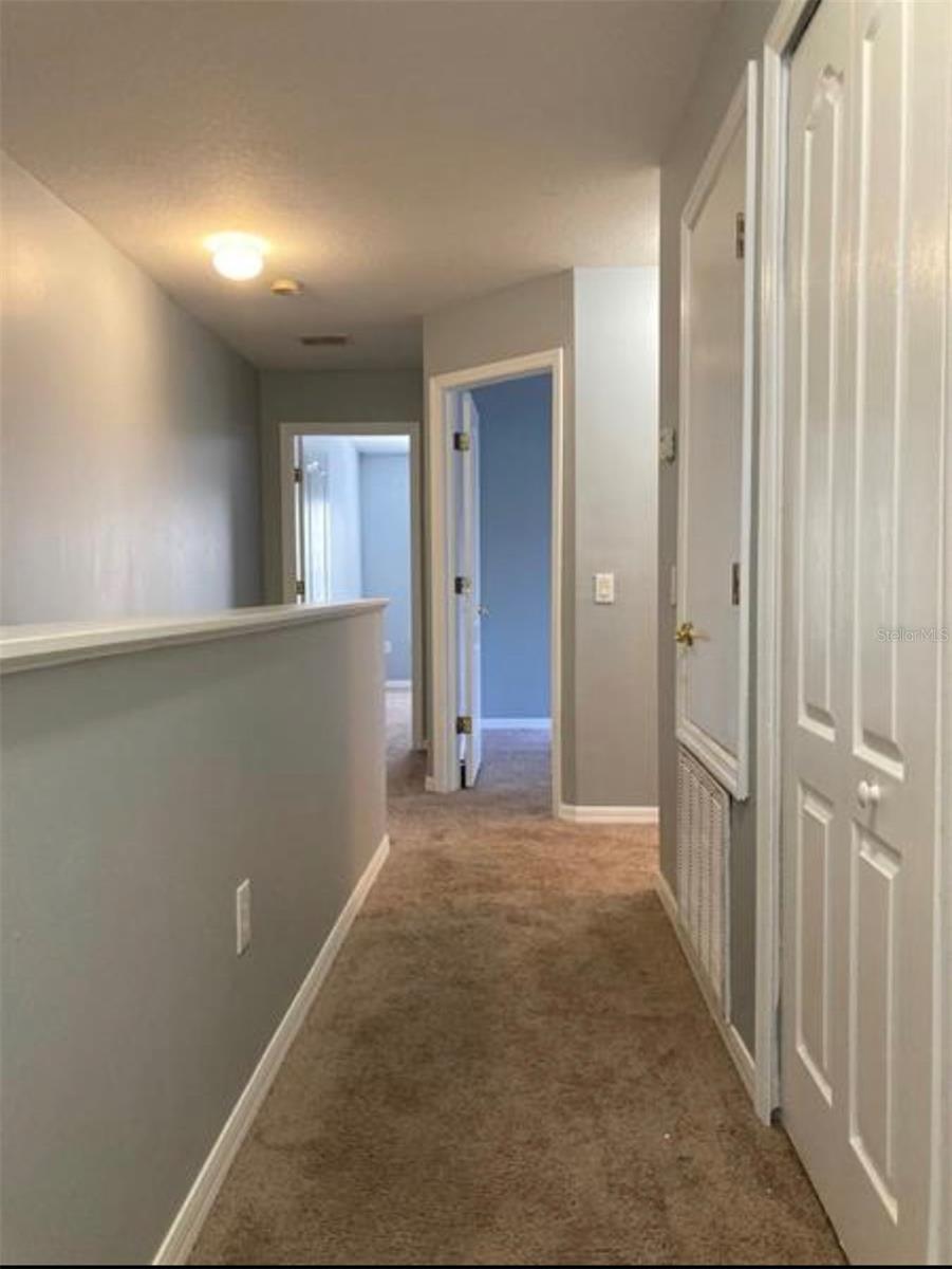 KINGS LAKE TWNHMS - Residential Lease