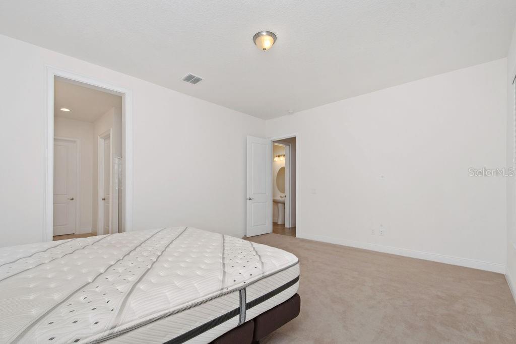 ENCLAVE - Residential