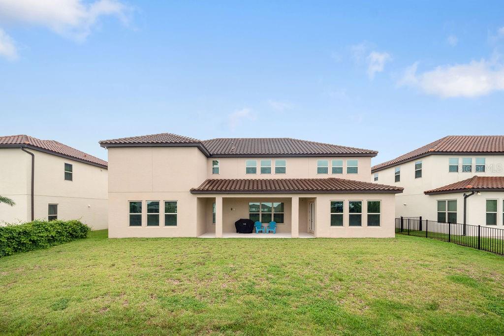 ENCLAVE - Residential