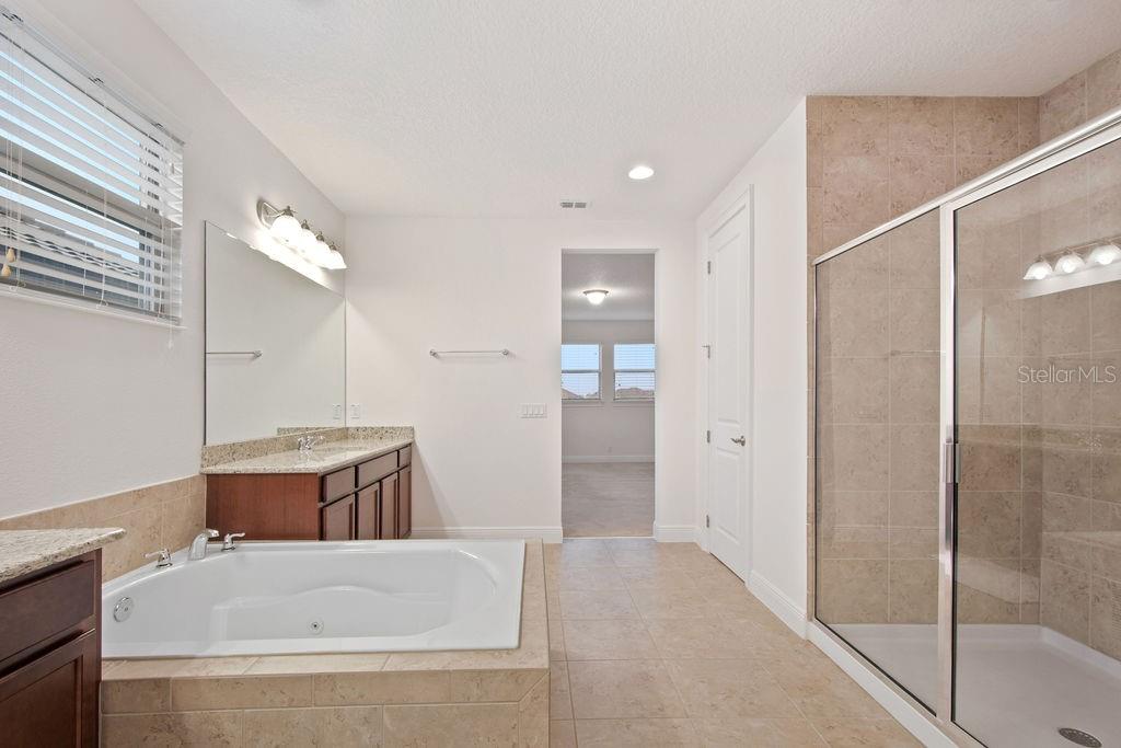 ENCLAVE - Residential