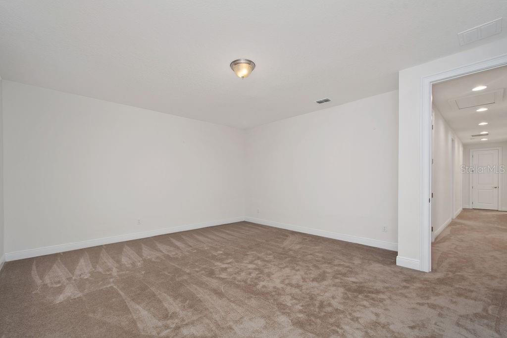 ENCLAVE - Residential