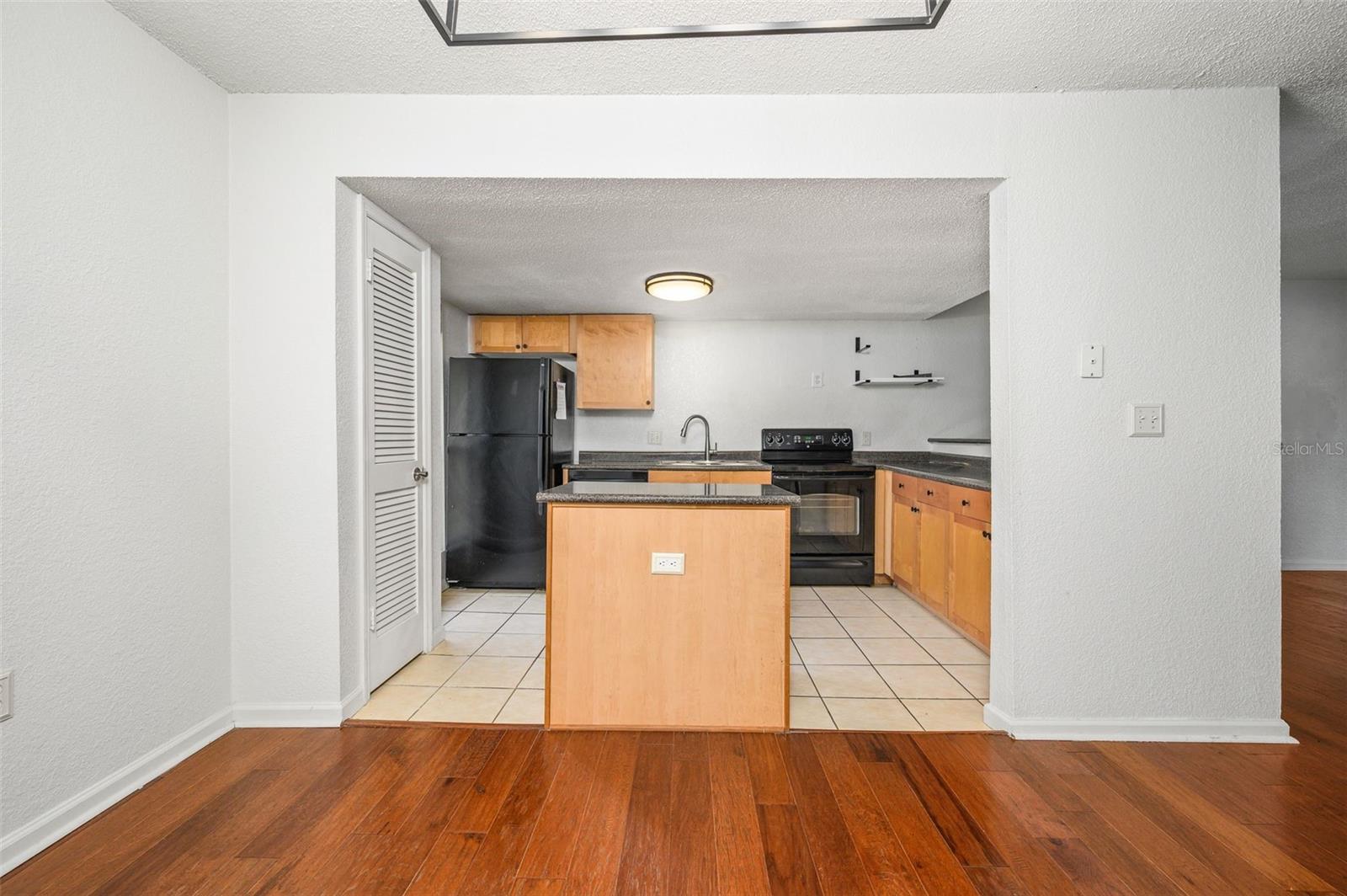CREEKS EDGE CONDO - Residential
