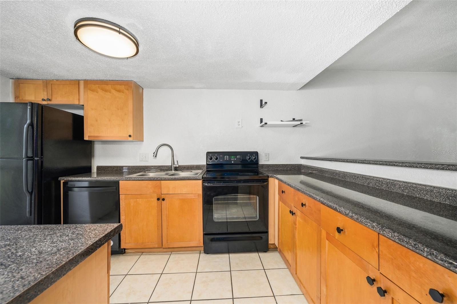 CREEKS EDGE CONDO - Residential