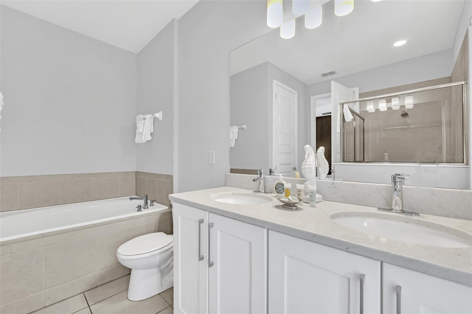 ENCORE/REUNION WEST PH 1 - Residential